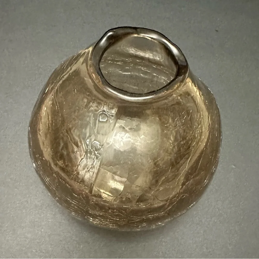 Anthro “Nova Vase” - Picture 10 of 16